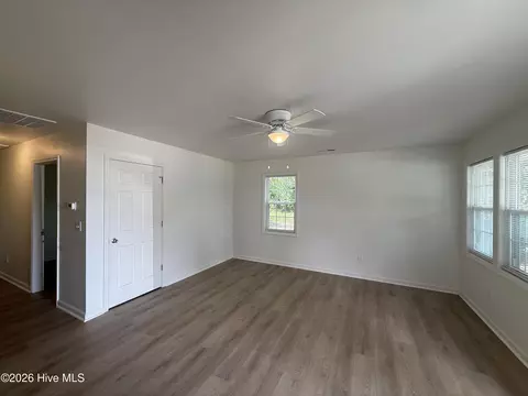 316 S Gum St, Warsaw, NC 28398