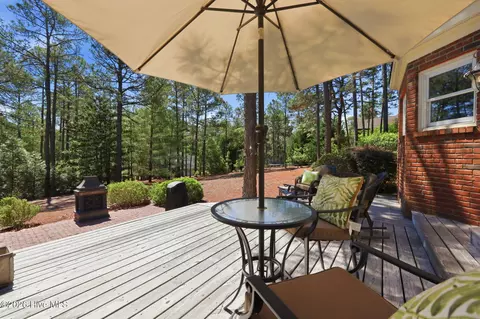 Exterior - 44 Kilberry Dr, Pinehurst, NC 28374 photo 2 of 6