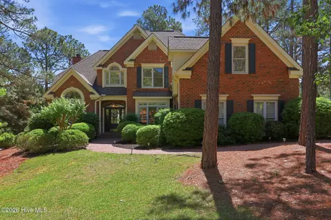 44 Kilberry Dr, Pinehurst, NC 28374
