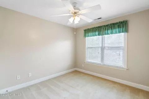 Bedroom - 100 Painted Bunting Ct, Hampstead, NC 28443 photo 2 of 2
