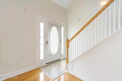 Entry Way - 100 Painted Bunting Ct, Hampstead, NC 28443 photo 1 of 2