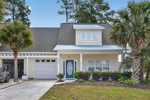 100 Painted Bunting Ct, Hampstead, NC 28443