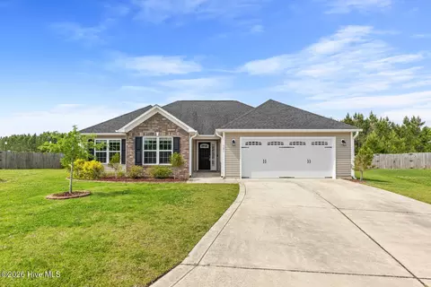 321 Old Snap Dragon Ct, Jacksonville, NC 28546