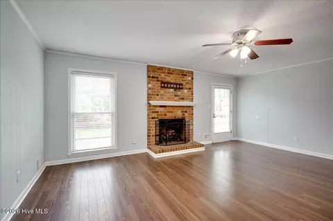 Living - 3342 Quaker Spring Rd, Augusta, GA 30907 photo 6 of 7