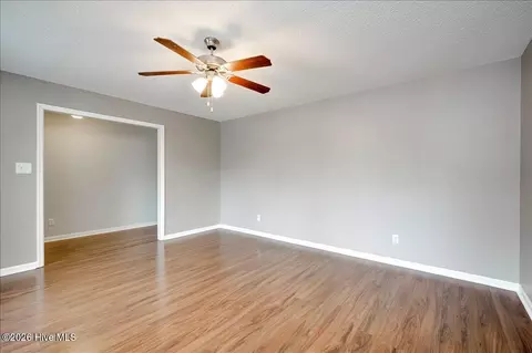 Living - 3342 Quaker Spring Rd, Augusta, GA 30907 photo 2 of 7