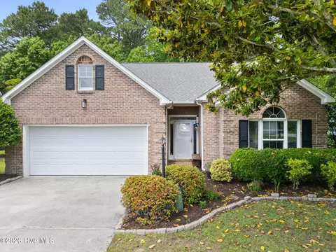 1128 Mill Run Rd, Sneads Ferry, NC 28460