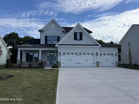 195 Lookout Pt, Hampstead, NC 28443