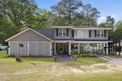 1011 W Main St, Williamston, NC 27892