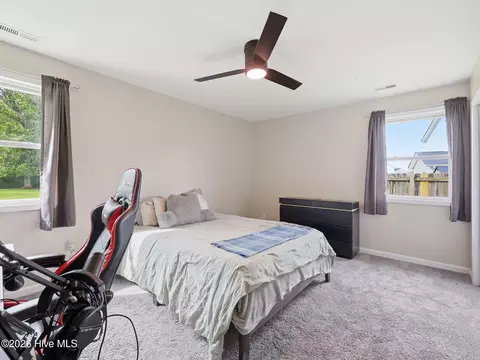 Bedroom - 94 Evergreen Dr, Hubert, NC 28539 photo 6 of 8