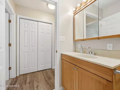 Bath - 94 Evergreen Dr, Hubert, NC 28539 photo 2 of 4