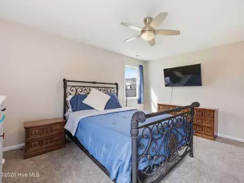 Bedroom - 94 Evergreen Dr, Hubert, NC 28539 photo 2 of 8
