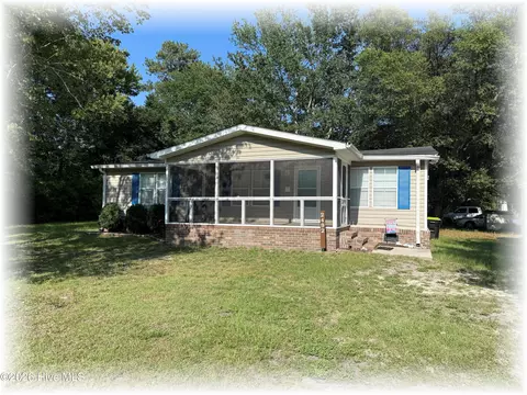 2492 Elkin St SW, Supply, NC 28462