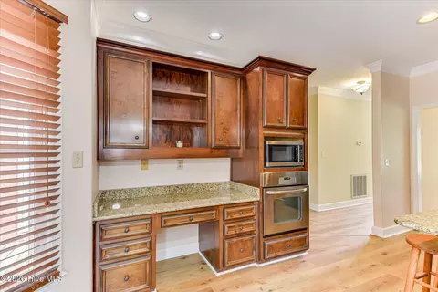 Kitchen - 466 Baker Woods Trl, Martinez, GA 30907 photo 6 of 7