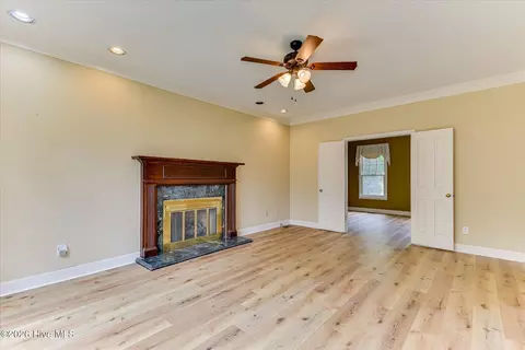 Living - 466 Baker Woods Trl, Martinez, GA 30907 photo 7 of 8