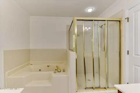 Bath - 466 Baker Woods Trl, Martinez, GA 30907 photo 3 of 4