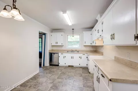 Kitchen - 310 Black St, Thomson, GA 30824 photo 1 of 3