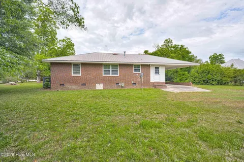 Exterior - 310 Black St, Thomson, GA 30824 photo 5 of 6