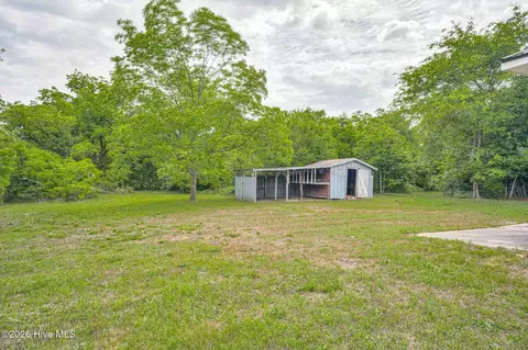 Exterior - 310 Black St, Thomson, GA 30824 photo 3 of 6