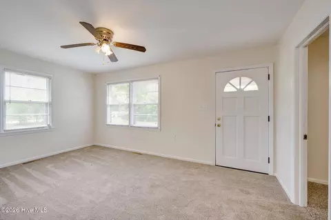 Living - 310 Black St, Thomson, GA 30824 photo 1 of 6