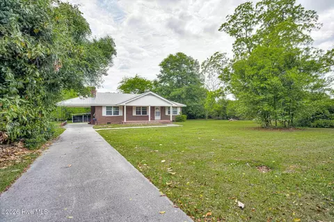 Exterior - 310 Black St, Thomson, GA 30824 photo 1 of 6