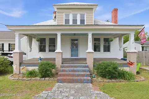 707 N B St, Bridgeton, NC 28519