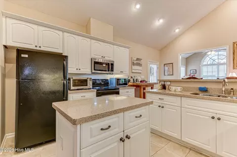 Kitchen - 1502 Amberley Dr, Evans, GA 30809 photo 1 of 6
