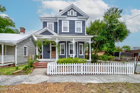 108 N 8th St, Wilmington, NC 28401