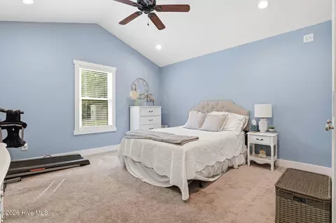 Bedroom - 15 Mcleod Rd, Pinehurst, NC 28374 photo 2 of 4