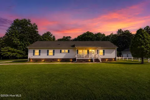 222 Fisher Turnpike Rd, Arapahoe, NC 28510