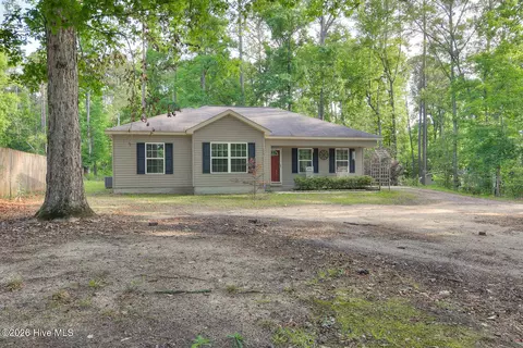 6107 Veterans Dr, Harlem, GA 30814