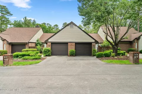 2203 Jumpin Run Dr, Wilmington, NC 28403