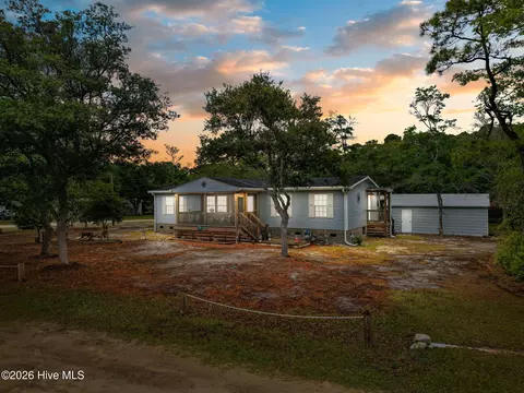 2613 Erwin St SW, Supply, NC 28462