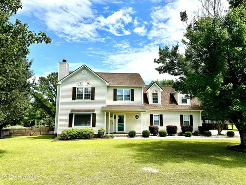 301 Robert Scott Cir, Swansboro, NC 28584