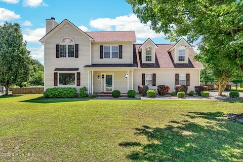 301 Robert Scott Cir, Swansboro, NC 28584