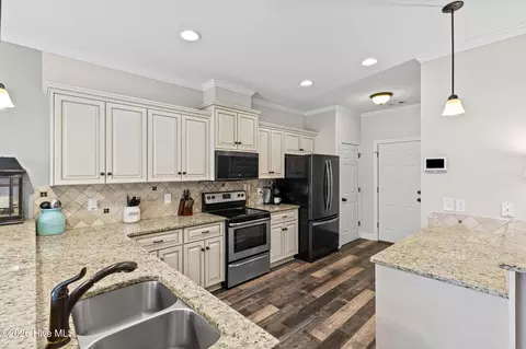 Kitchen - 338 Buxton Ln, Evans, GA 30809 photo 1 of 3