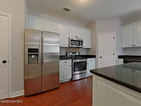Kitchen - 3005 Pointewest Dr, Augusta, GA 30909 photo 3 of 3