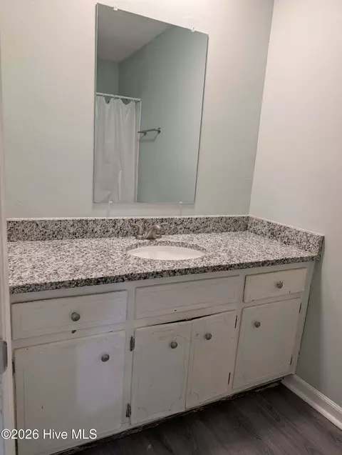 Bath - 3522 Stoney Brook Rd, Augusta, GA 30906 photo 4 of 4