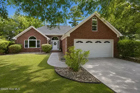 709 Duck Downe Ct, Wilmington, NC 28409