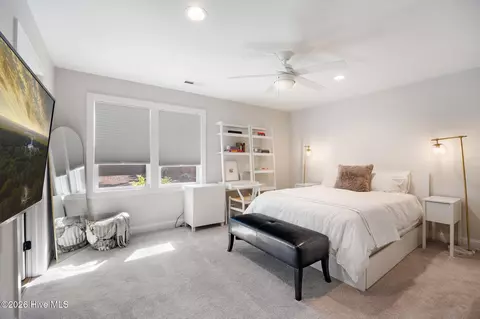 Bedroom - 5 Mcleod Rd, Pinehurst, NC 28374 photo 2 of 5