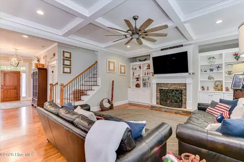 Living - 984 Bartram Rdg, Evans, GA 30809 photo 3 of 5