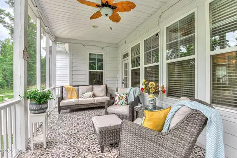 Exterior - 984 Bartram Rdg, Evans, GA 30809 photo 5 of 13