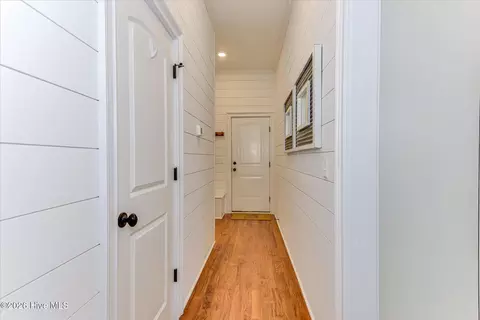 Entry Way - 984 Bartram Rdg, Evans, GA 30809 photo 5 of 12
