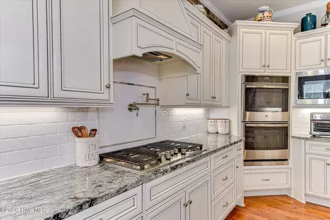 Kitchen - 984 Bartram Rdg, Evans, GA 30809 photo 5 of 10