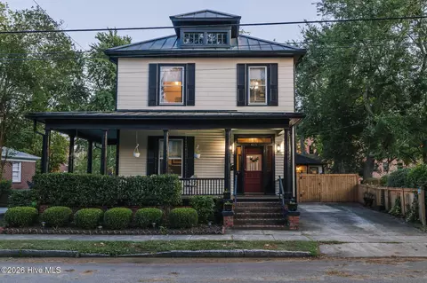 615 New St, New Bern, NC 28560