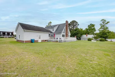 Exterior - 556 Mallard Cv, Roper, NC 27970 photo 5 of 7