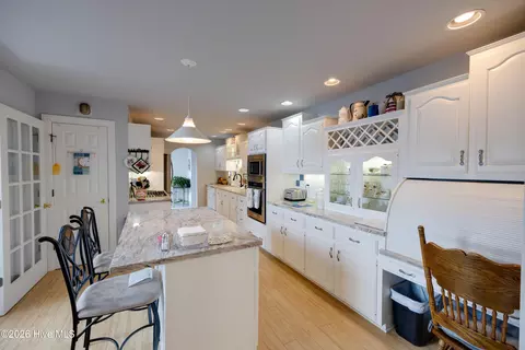 Kitchen - 556 Mallard Cv, Roper, NC 27970 photo 2 of 2