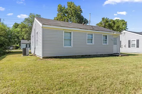 Exterior - 526 Rachael St, Augusta, GA 30901 photo 2 of 4