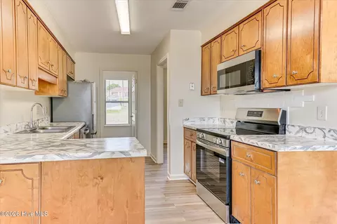 Kitchen - 3207 Darwood Dr, Augusta, GA 30906 photo 3 of 8