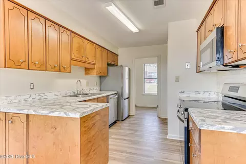 Kitchen - 3207 Darwood Dr, Augusta, GA 30906 photo 2 of 8