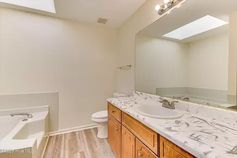 Bath - 3207 Darwood Dr, Augusta, GA 30906 photo 1 of 4